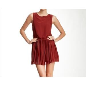 BCBGeneration Sleeveless Pleated Bottom Mini Dress in Paprika Women's Size Large
